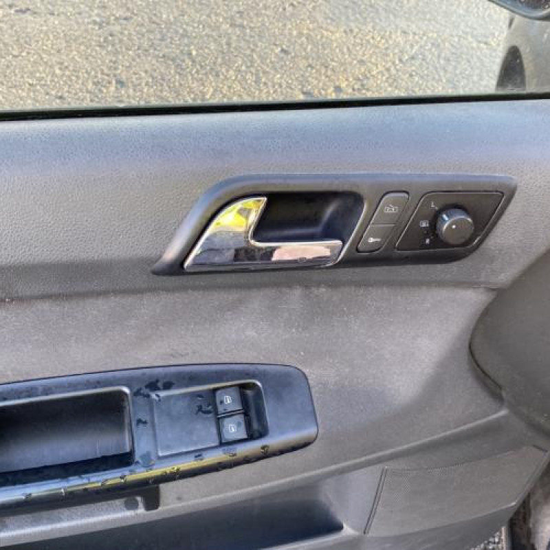 Pare choc avant VOLKSWAGEN POLO 4 Photo n°16