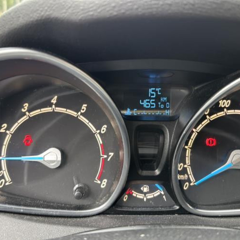 Pretensionneur de ceinture avant droit FORD FIESTA 6 Photo n°9