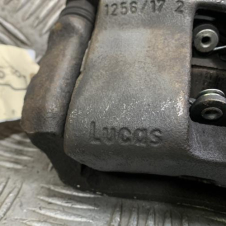 Etrier avant gauche (freinage) RENAULT CLIO 2