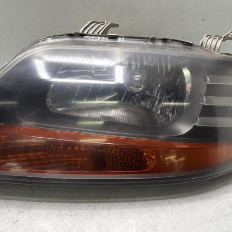 Optique avant principal gauche (feux)(phare) DAEWOO KALOS Photo n°1