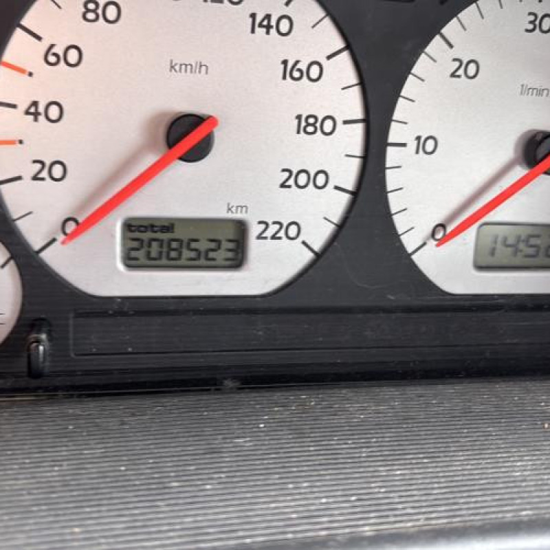 Optique avant secondaire droit (feux)(clignotant) VOLKSWAGEN GOLF 3 Photo n°19