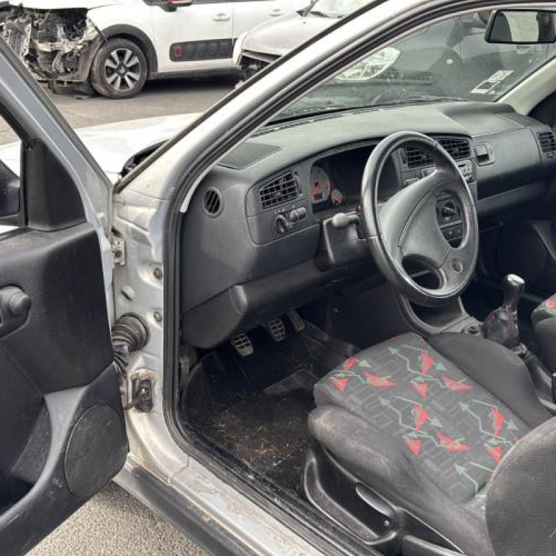 Optique avant secondaire gauche (feux)(clignotant) VOLKSWAGEN GOLF 3 Photo n°12