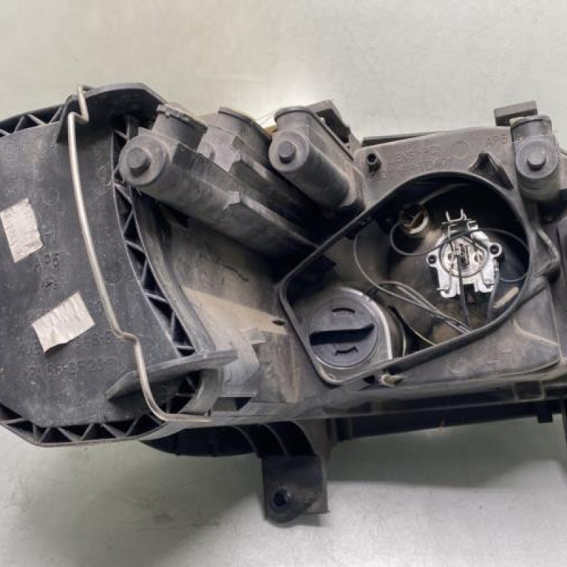 Optique avant principal gauche (feux)(phare) VOLKSWAGEN CADDY 3 Photo n°5