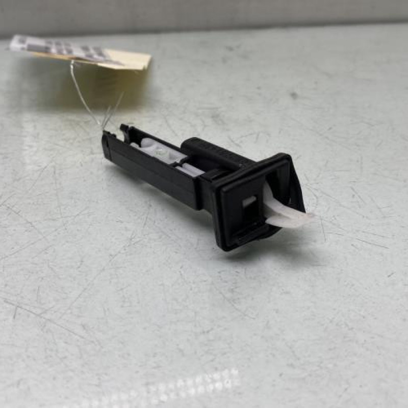 Actionneur verrou trappe d'essence DACIA SANDERO 3 STEPWAY Photo n°1