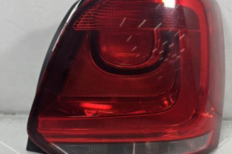 Feu arriere principal droit (feux) VOLKSWAGEN POLO 5 Photo n°1