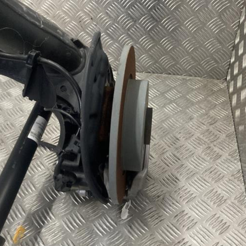 Essieu arriere MERCEDES CLASSE B 247 Photo n°3