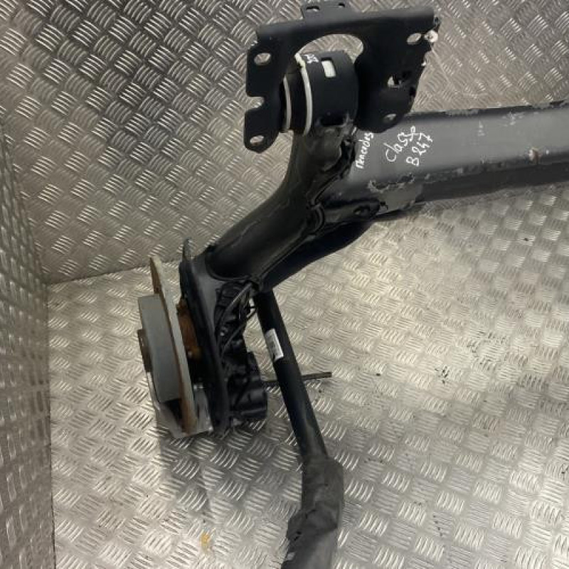 Essieu arriere MERCEDES CLASSE B 247 Photo n°6