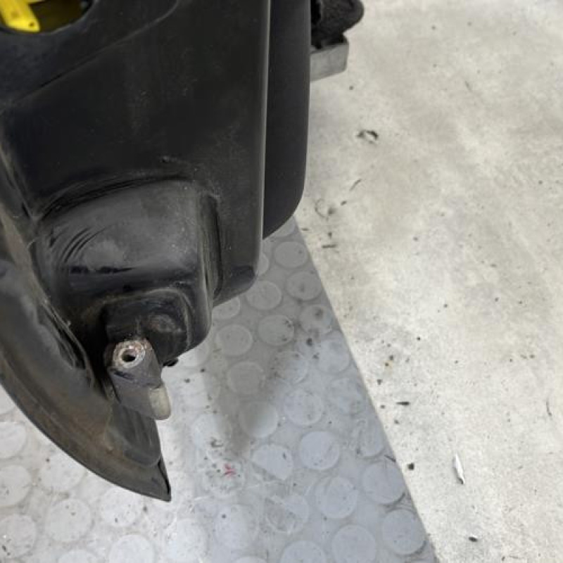 Porte avant droit ALFA ROMEO 147 Photo n°9