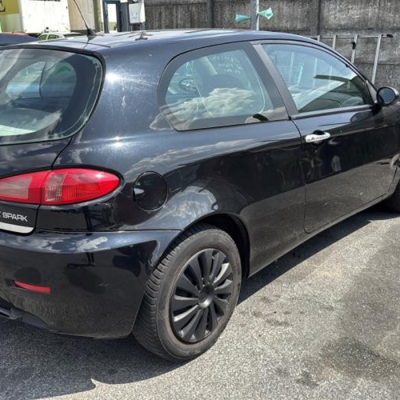 Porte avant droit ALFA ROMEO 147 Photo n°13