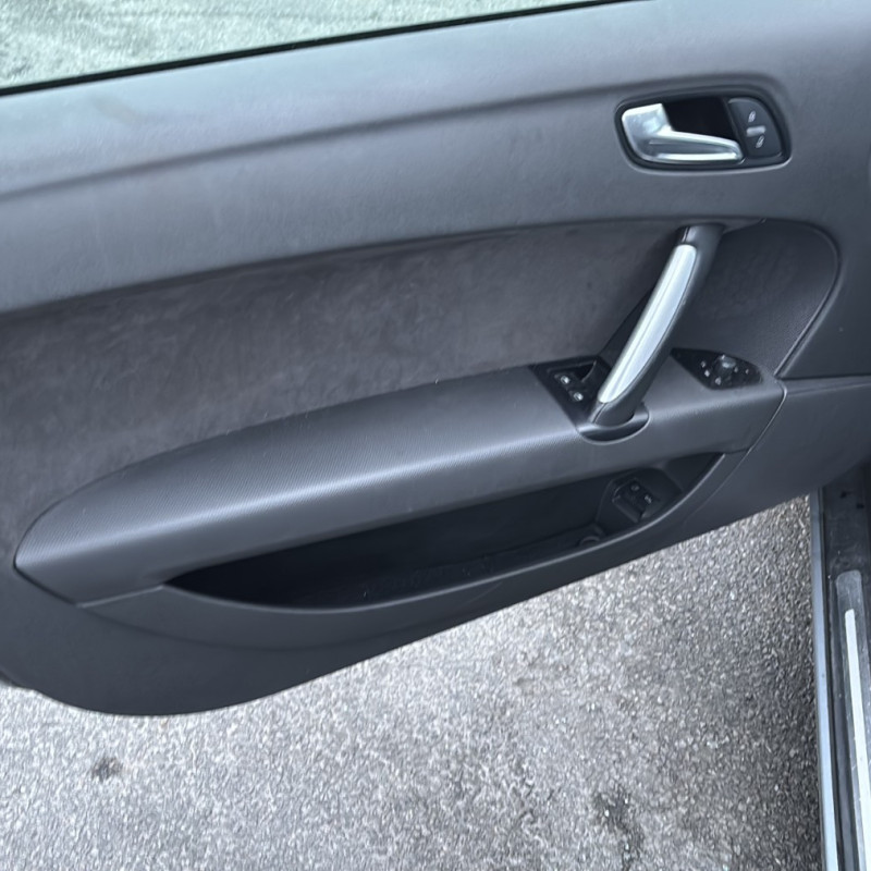 AUDI TT 2 COUPE PHASE 1 2.0 TDI - 16V TURBO QUATTRO 4X4 Photo n°9