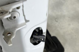 Porte avant droit PEUGEOT 208 1