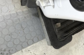 Porte avant droit PEUGEOT 208 1