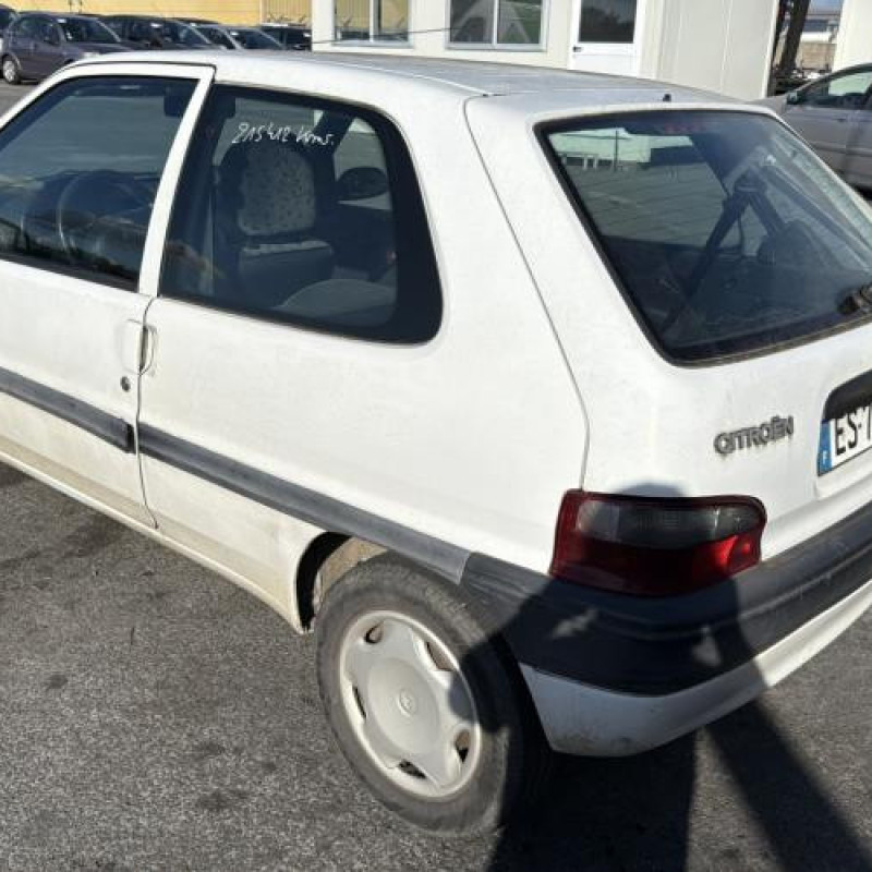 Porte avant gauche CITROEN SAXO Photo n°9