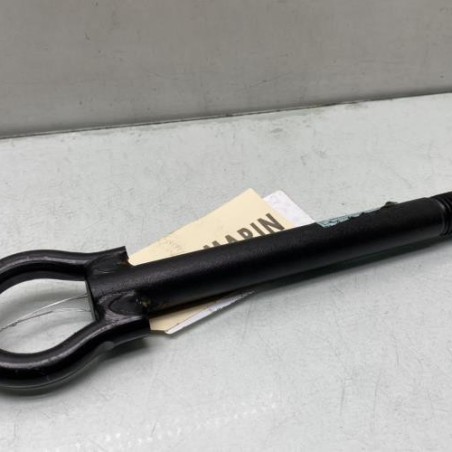 Crochet de remorquage RENAULT LAGUNA 2 Photo n°1