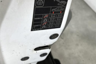 Porte avant gauche DACIA LOGAN 1