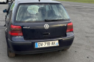 Malle/Hayon arriere VOLKSWAGEN GOLF 4