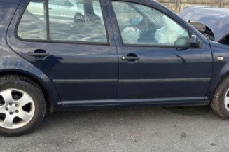 Malle/Hayon arriere VOLKSWAGEN GOLF 4