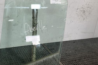 Vitre avant gauche RENAULT TRAFIC 3 COURT