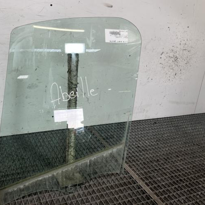 Vitre avant gauche RENAULT TRAFIC 3 COURT Photo n°2