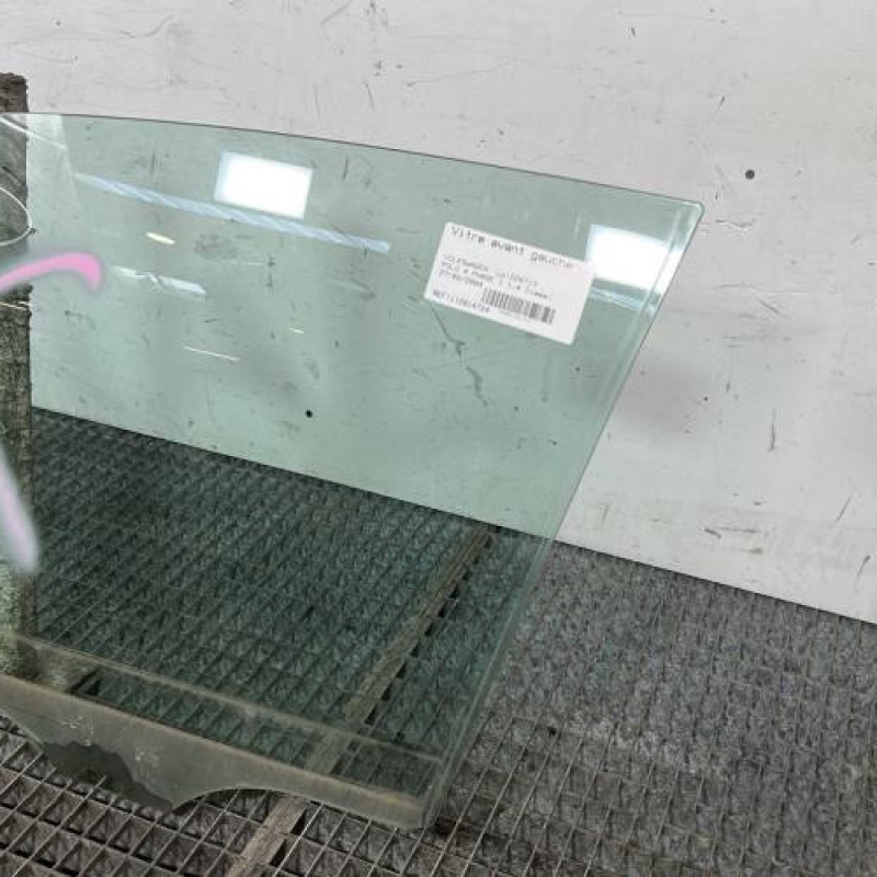 Vitre avant gauche VOLKSWAGEN POLO 4 Photo n°3