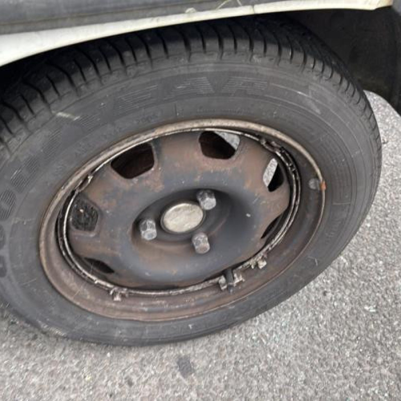 Optique avant secondaire gauche (feux)(clignotant) PEUGEOT 106 Photo n°10