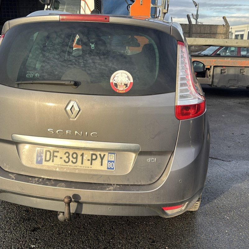 RENAULT GRAND SCENIC 3 PHASE 3 1.6 DCI - 16V TURBO Photo n°6
