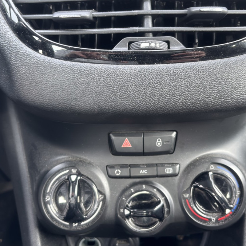 PEUGEOT 208 1 PHASE 2 1.6 BLUE HDI - 8V TURBO Photo n°20