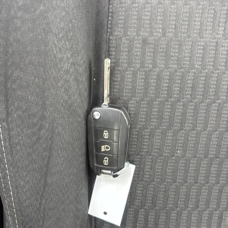 PEUGEOT 208 1 PHASE 2 1.6 BLUE HDI - 8V TURBO Photo n°22