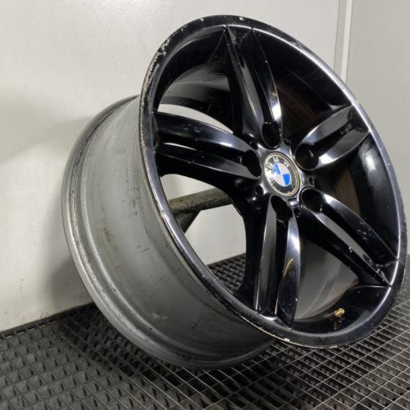 Jante BMW SERIE 1 E87 Photo n°5