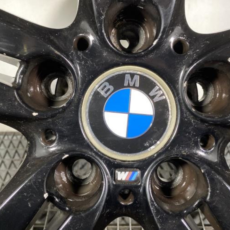 Jante BMW SERIE 1 E87 Photo n°2