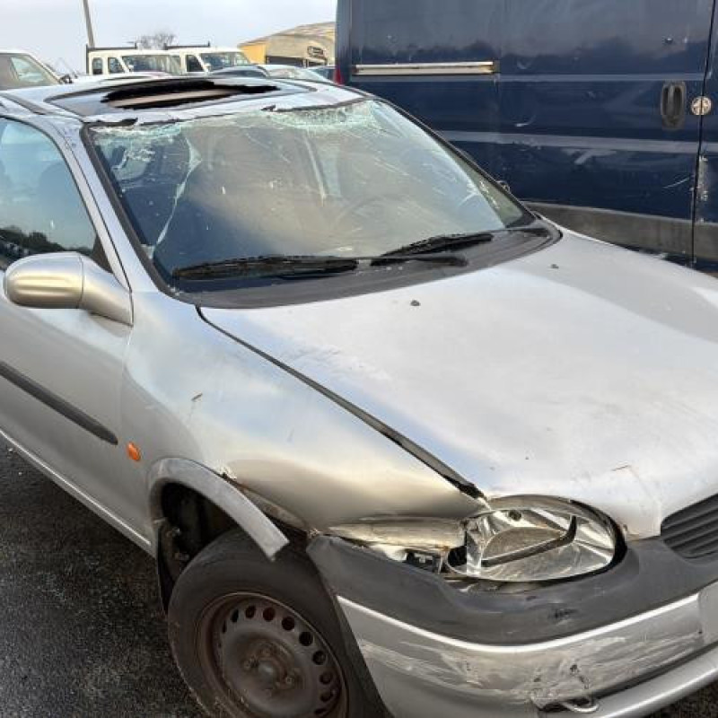 Retroviseur droit OPEL CORSA B Photo n°6