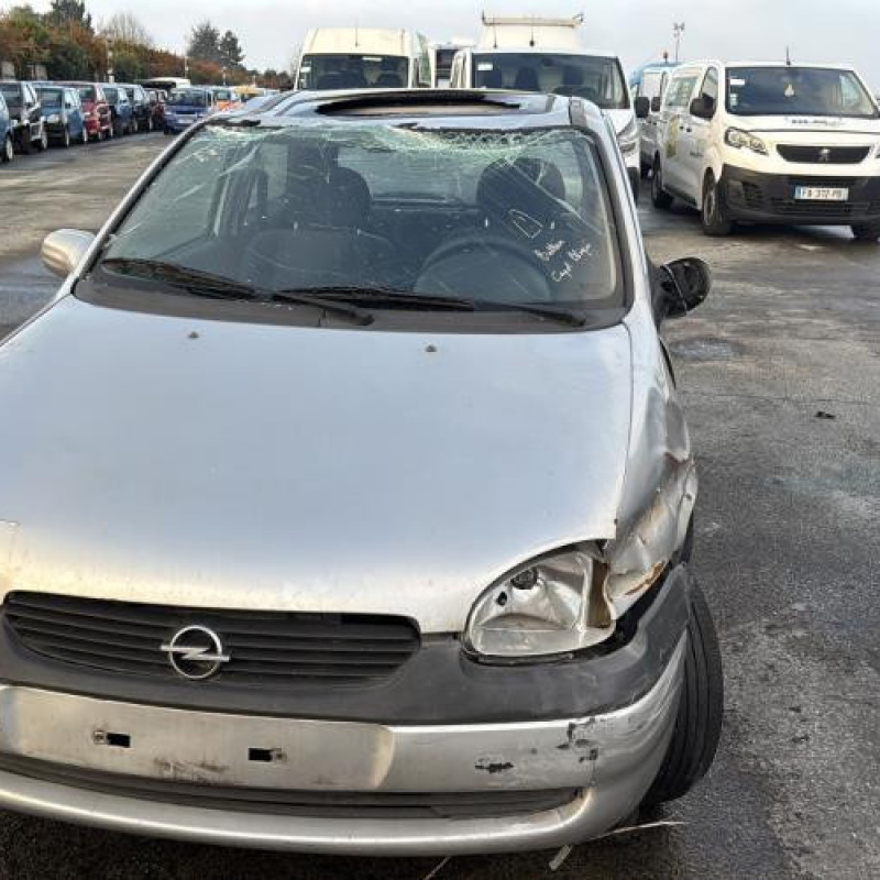 Retroviseur droit OPEL CORSA B Photo n°12