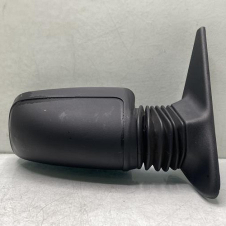 Retroviseur droit PEUGEOT 205