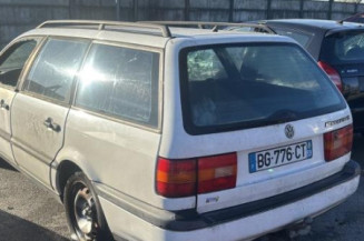 Retroviseur droit VOLKSWAGEN PASSAT 3