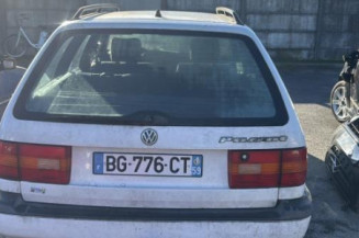 Retroviseur droit VOLKSWAGEN PASSAT 3