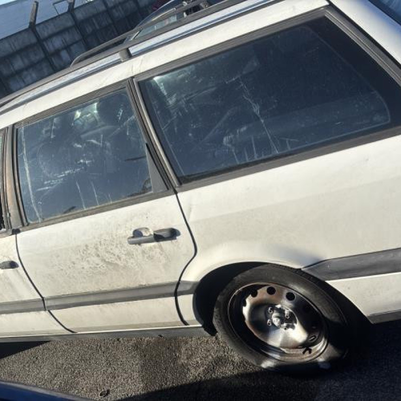 Retroviseur droit VOLKSWAGEN PASSAT 3 Photo n°13