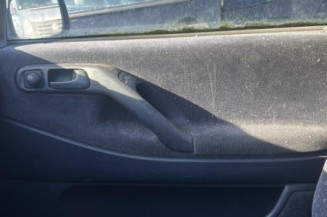 Retroviseur droit VOLKSWAGEN PASSAT 3