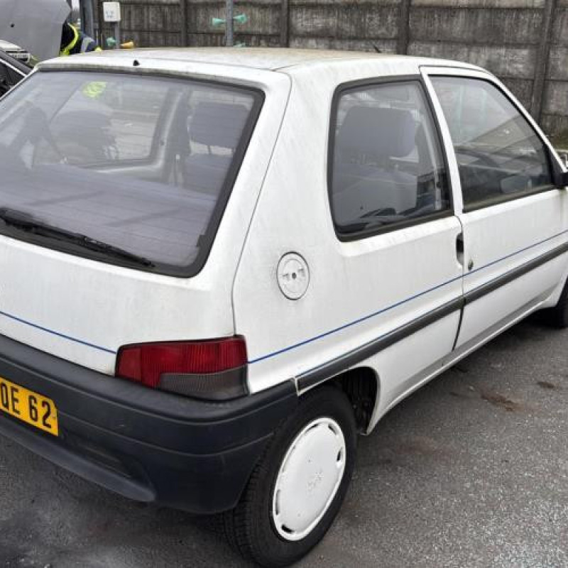 Retroviseur droit PEUGEOT 106 Photo n°20