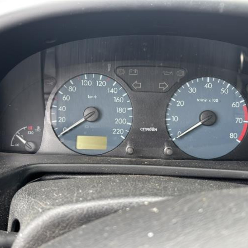 Moteur CITROEN XSARA Photo n°17