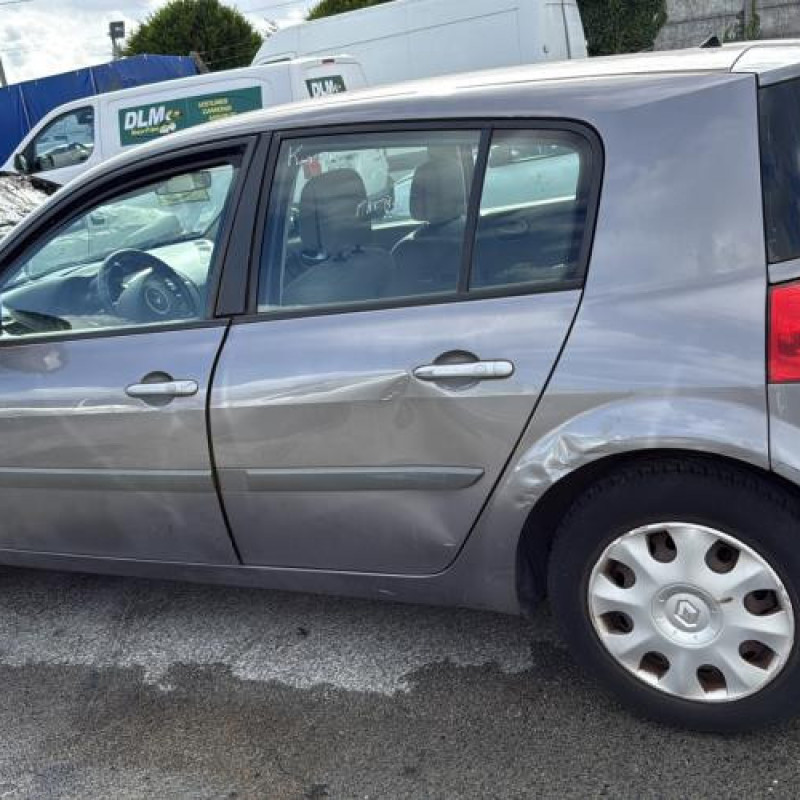 Moteur RENAULT MEGANE 2 Photo n°17