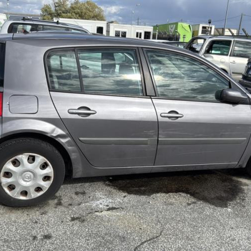 Moteur RENAULT MEGANE 2 Photo n°18