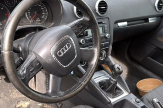 Pivot de moyeu arriere gauche AUDI A3 2