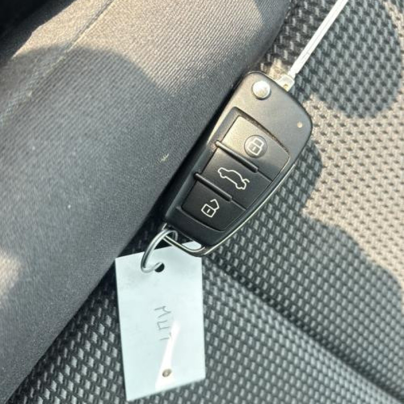 Pivot de moyeu arriere gauche AUDI A3 2 Photo n°20