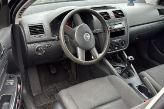 Pivot de moyeu arriere gauche VOLKSWAGEN GOLF 5