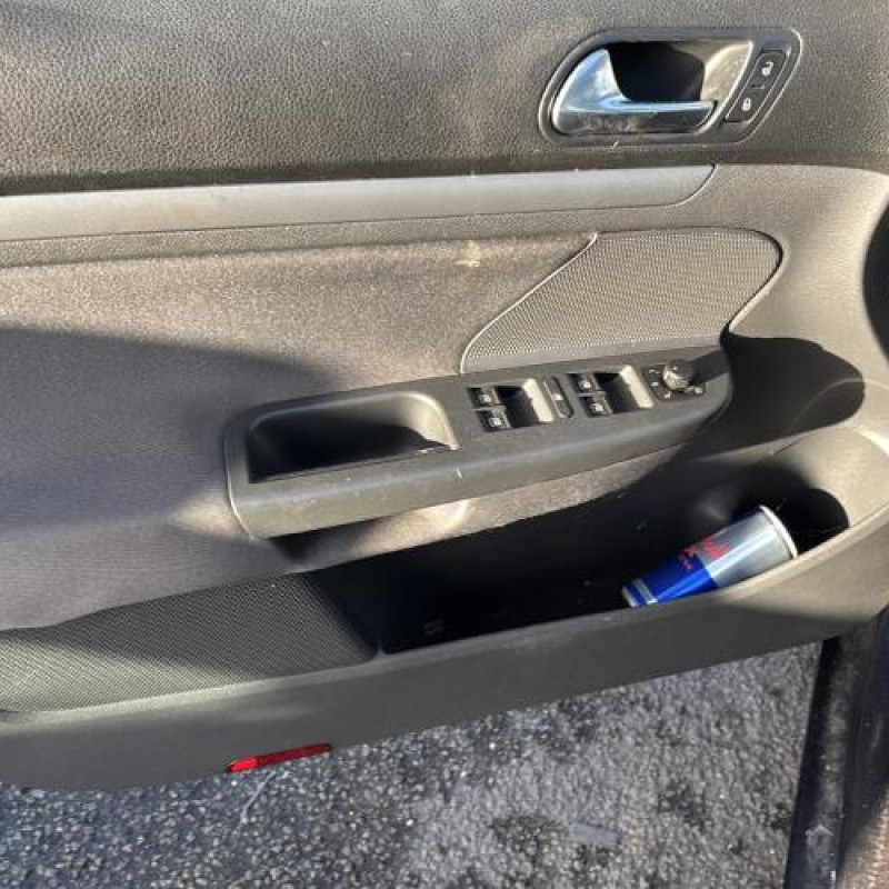 Pivot de moyeu arriere gauche VOLKSWAGEN GOLF 5 Photo n°9