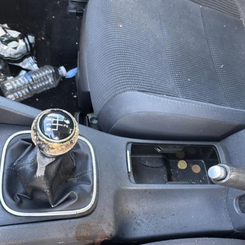 Pivot de moyeu arriere gauche VOLKSWAGEN GOLF 5 Photo n°19