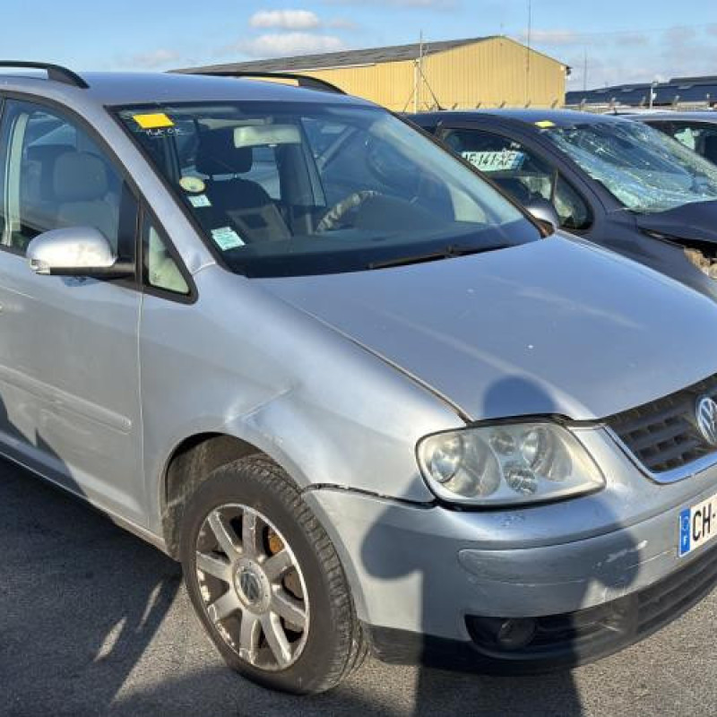 Custode arriere gauche VOLKSWAGEN TOURAN 1 Photo n°3