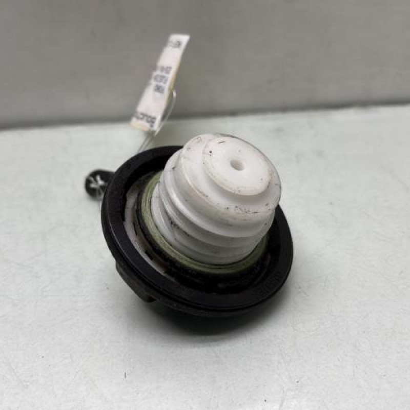 Bouchon de carburant FORD FUSION Photo n°1