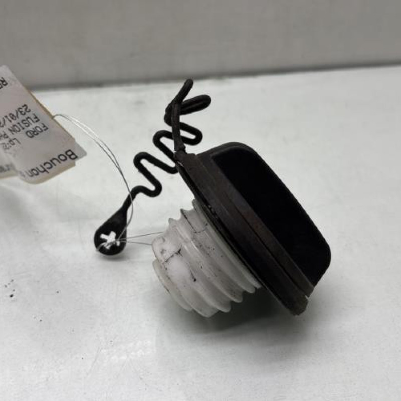 Bouchon de carburant FORD FUSION Photo n°3