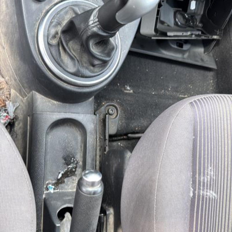 Bouchon de carburant FORD FUSION Photo n°15